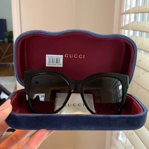 Gucci Sunglasses. Style GG0459S